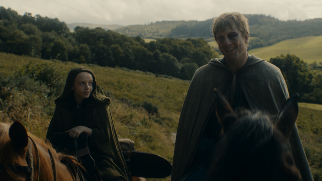 Peter Claffey's Dunk dan Dexter Ansell's Egg menunggang dalam Knight of the Seven Kingdoms Finale