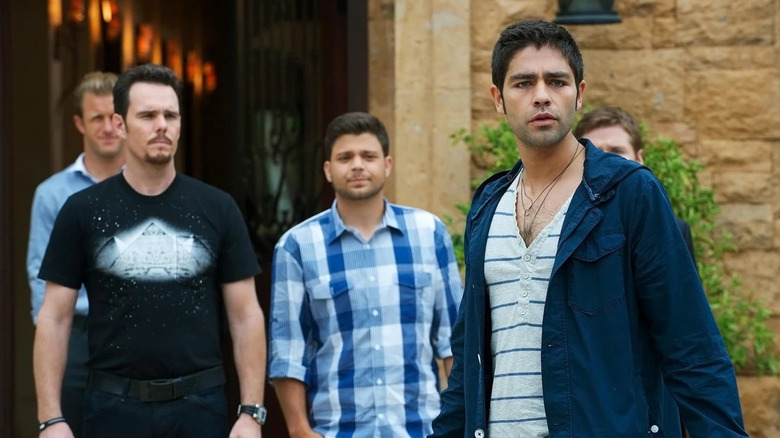 Scott, Johnny Drama, Turtle, dan Vince dalam Entourage