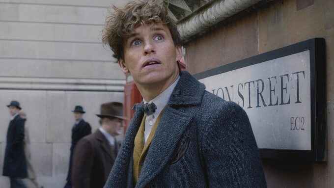 Perubahan Buku di Remake Harry Potter Bisa Jadi Solusi untuk Cerita Paling Mengecewakan di Fantastic Beasts