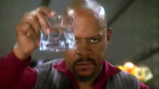 Star Trek: Deep Space Nine Langgar Aturan Besar Roddenberry, dan Justru Itu yang Bikin Sukses!