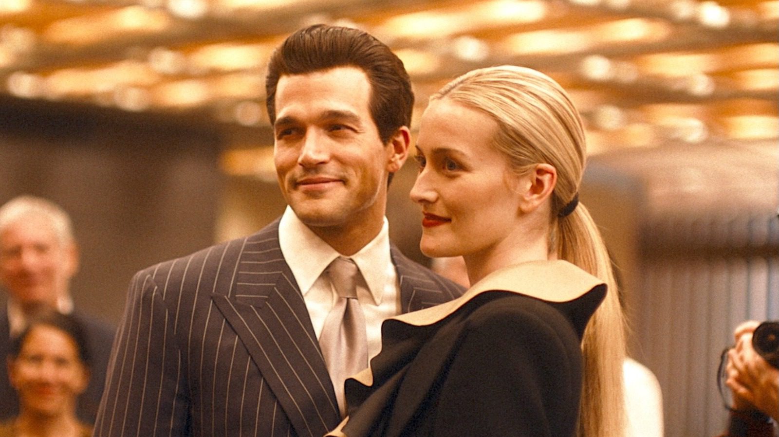 JFK Jr. dan Carolyn Tragis Meninggal dalam Kecelakaan Pesawat