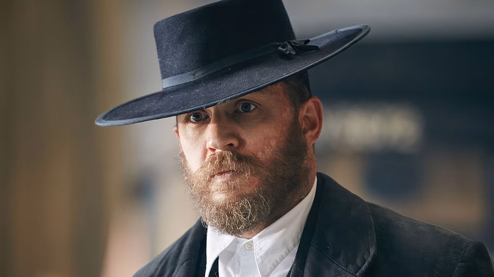 Tom Hardy Dipastikan Kembali di ‘Peaky Blinders’, Kata Sang Kreator!