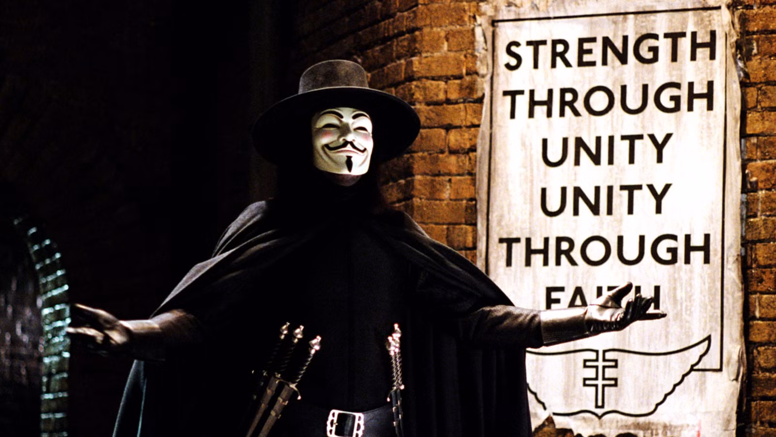 20 Tahun Berlalu, Sutradara Ungkap Alasan Sebenarnya Perubahan Pemeran Utama di V For Vendetta!