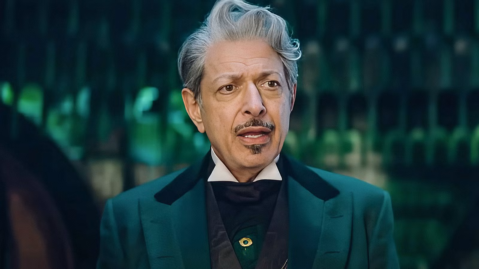 For Good' Resmi Ungkap Pesona Penyihir Jeff Goldblum Menjelang Debut di Peacock