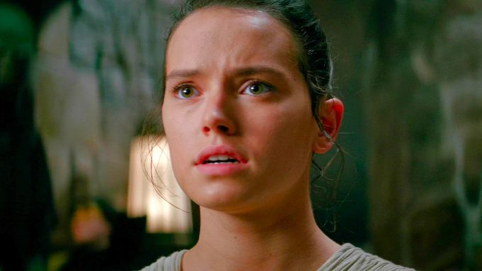 Misteri Baru Lightsaber Sith di Star Wars Tawarkan Perubahan Terbaik dalam Trilogi Sequel!