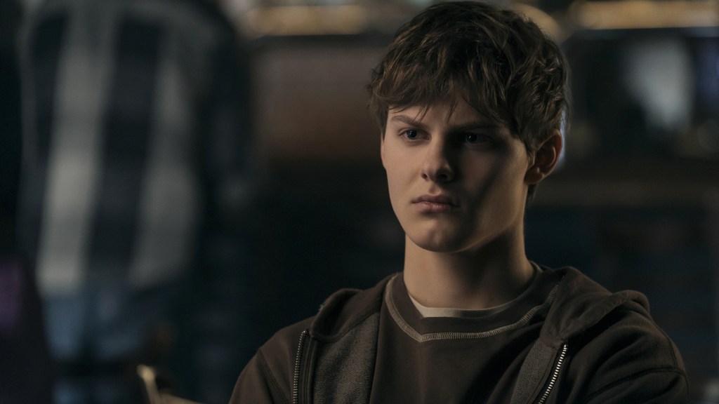 Ryan terlihat serius di The Boys Musim 5, Episode 3