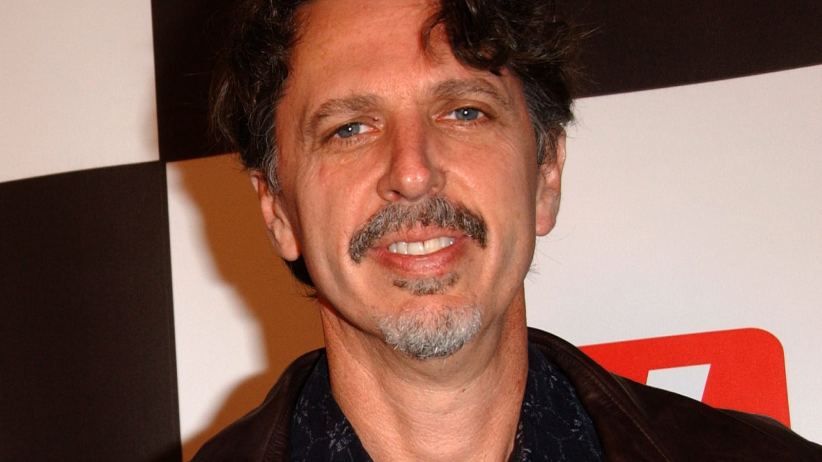 Penggagas Heroes Ternyata Awal Kariernya Menulis untuk Serial Sci-Fi Lupakan Courteney Cox!