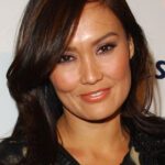 Serial Gaya Tomb Raider yang Dilupakan Tia Carrere Kini Tersedia Streaming Gratis!