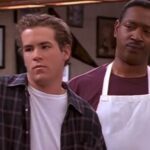 10 Sitkom '90an yang Terlupa tapi Masih Layak Tonton Sekarang!