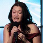 Pengalaman Seru! Isa Briones Ungkap Makna di Balik Adegan Karaoke Dr. Santos & Mel