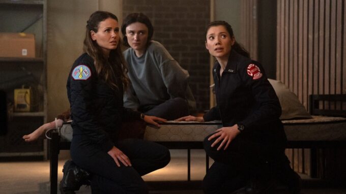 Hanako Greensmith dan Jocelyn Hudon Buka Suara soal Segitiga Cinta Violet/Novak di Chicago Fire!