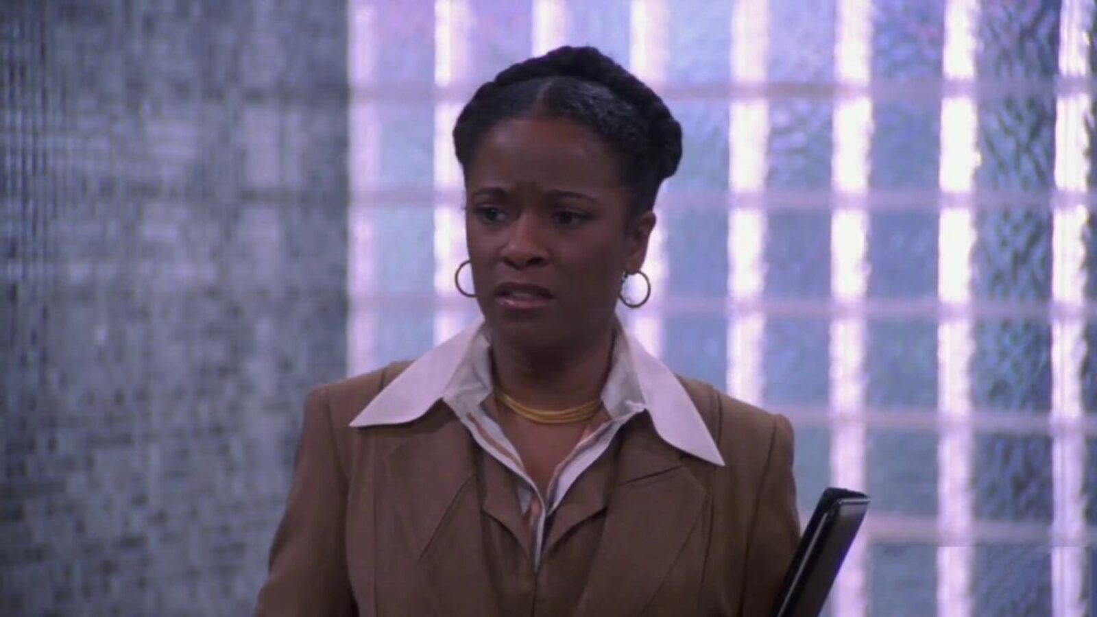 Semua 123 Episode Sitkom Klasik yang Dihentikan Siap Menghiburmu Secara Gratis di Sini!