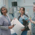 Siap-siap Tertawa! Sitkom Medis Terbaik Sejak Scrubs Kini Tersedia di Netflix