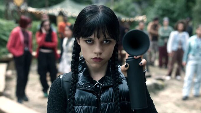 Musim 3 Wednesday Semakin Menarik Berkat Kehadiran Ikon Game of Thrones!