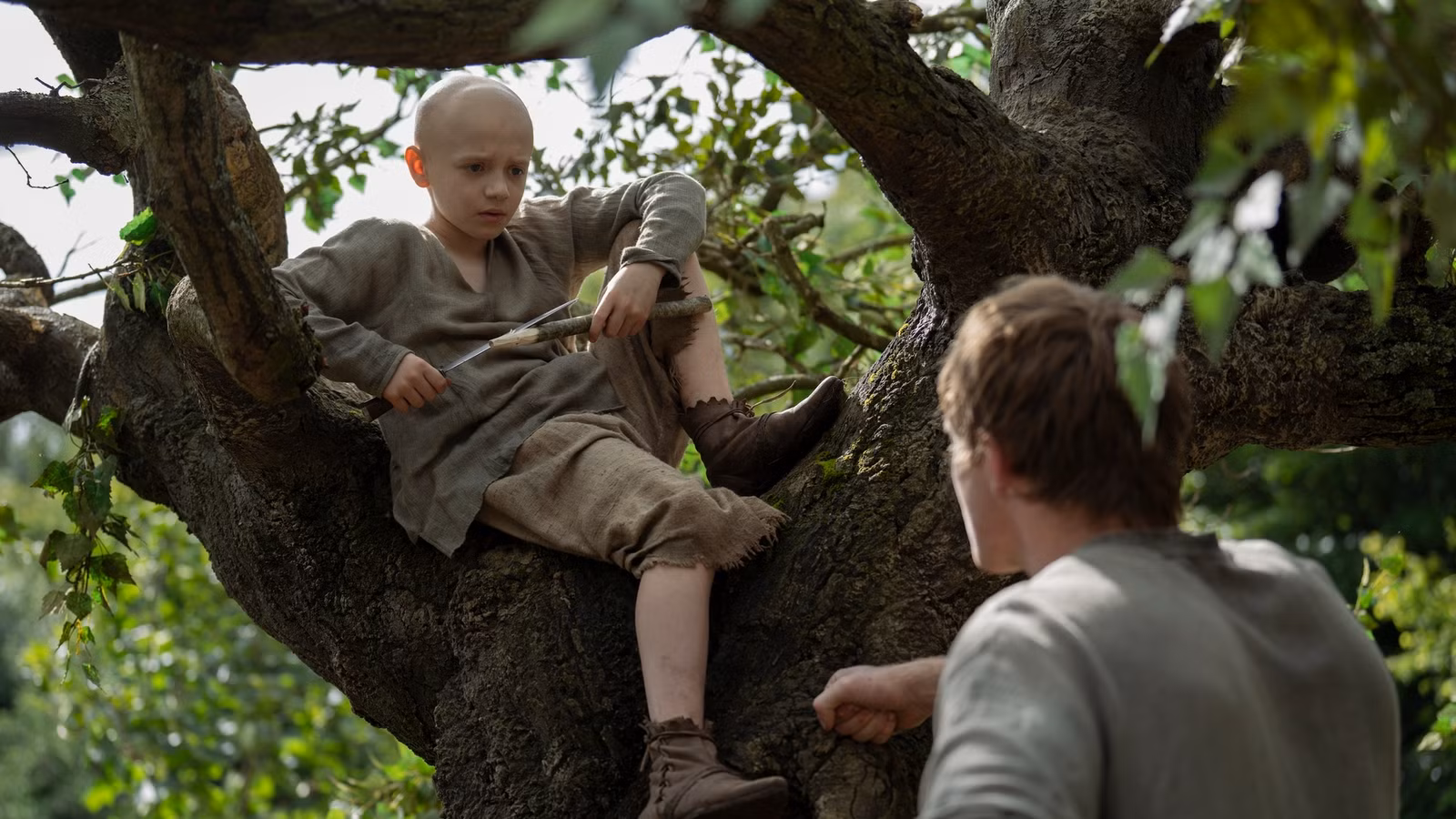 Penampakan Musim 2 "A Knight Of The Seven Kingdoms" Dites Balik oleh Bintang Egg!