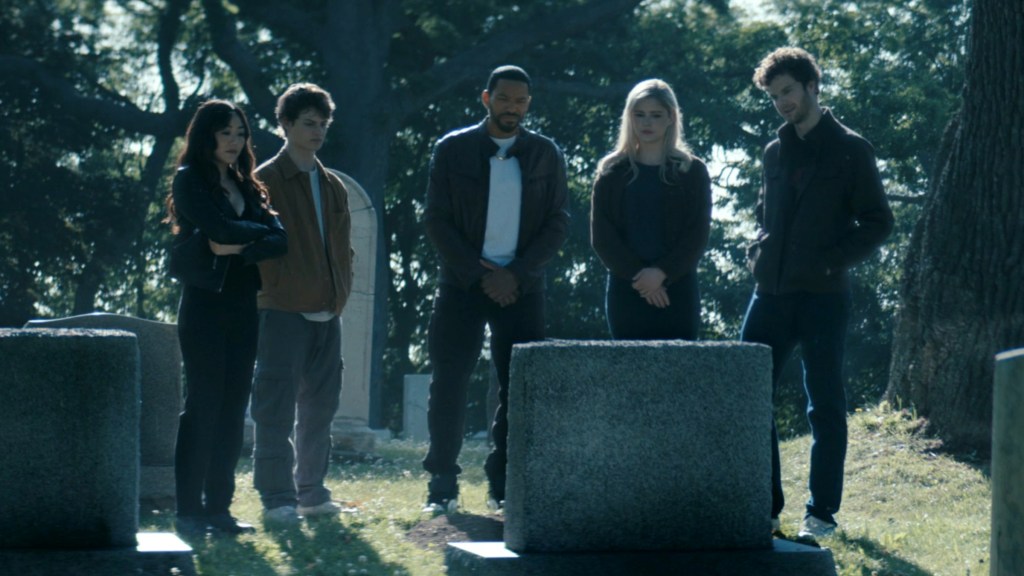 Kimiko, Ryan, MM, Annie, and Hughie at Butcher's grave in The Boys