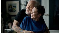 Olivia Colman dan John Lithgow Siap Membawa 'Jimpa' Mewarnai Pembukaan Festival Kashish di India!
