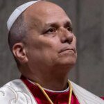Paulus Leo Peringatkan Bahaya 'Algoritma Opaqu' dalam Encyclical AI Terbarunya!
