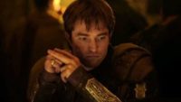Trailer Baru The Odyssey Menampilkan Penuh Gaya Robert Pattinson sebagai Suami yang Jahat dan Charlize Theron sebagai Calypso!