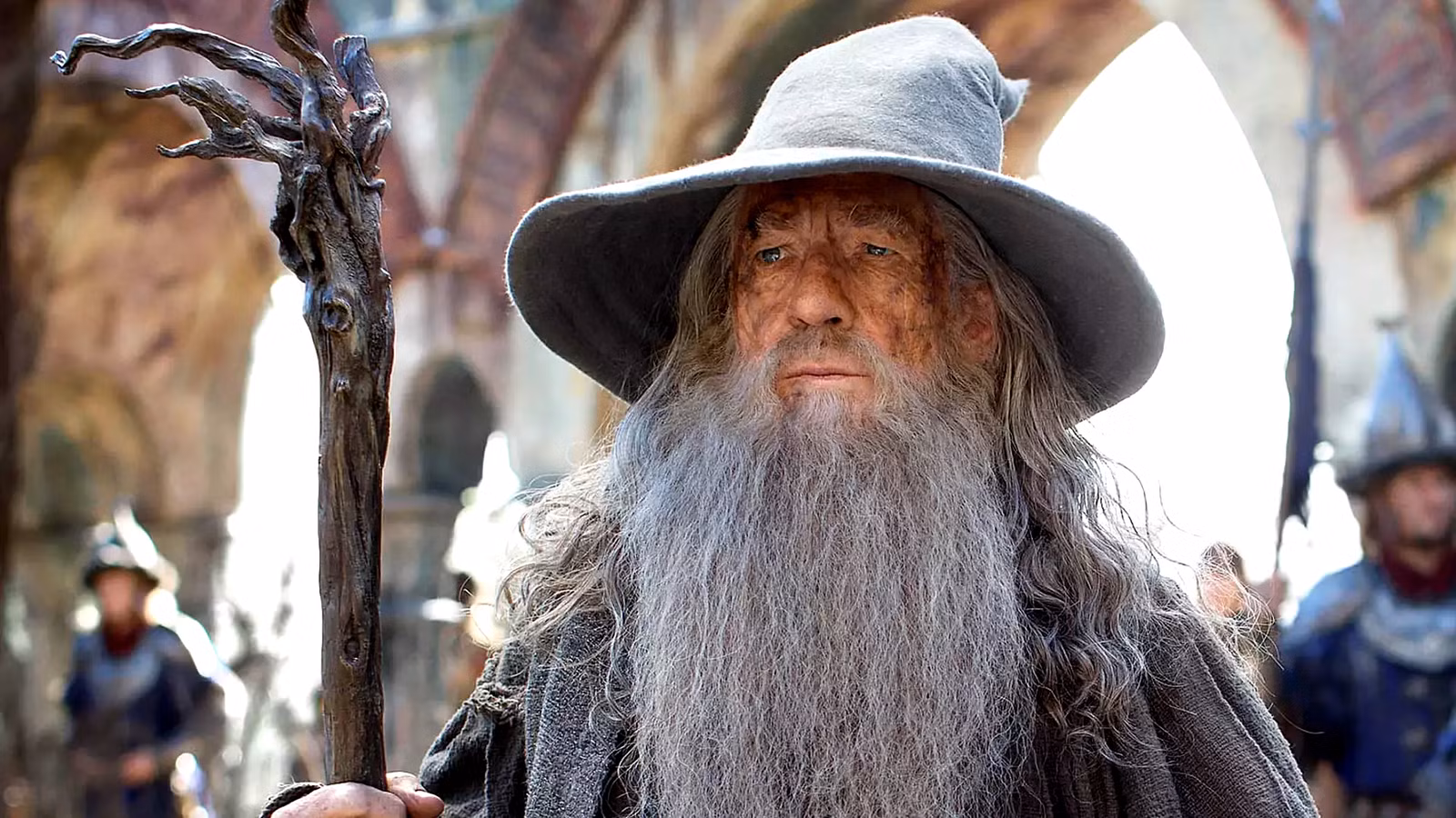 Ian McKellen Ungkap Siapa Pemenang Pertarungan Antara Gandalf dan Dumbledore – Si Penyihir Mana yang Lebih Hebat?