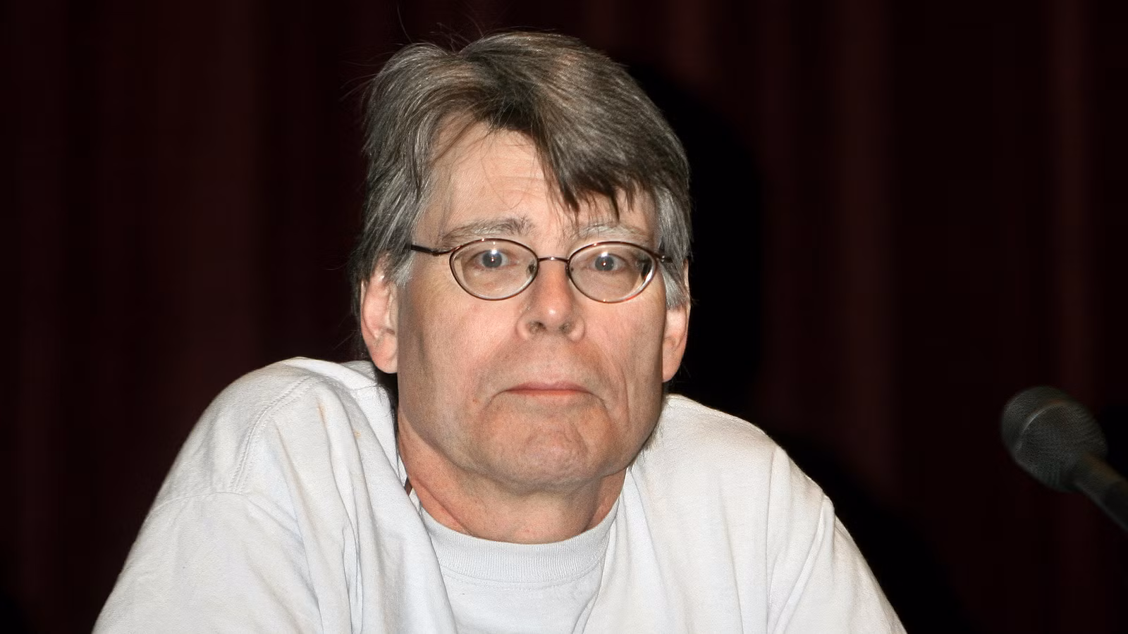 Skrip Prekuel Tersembunyi Stephen King Ini Terlalu Menarik untuk Dibiarkan Terkubur! [Eksklusif]