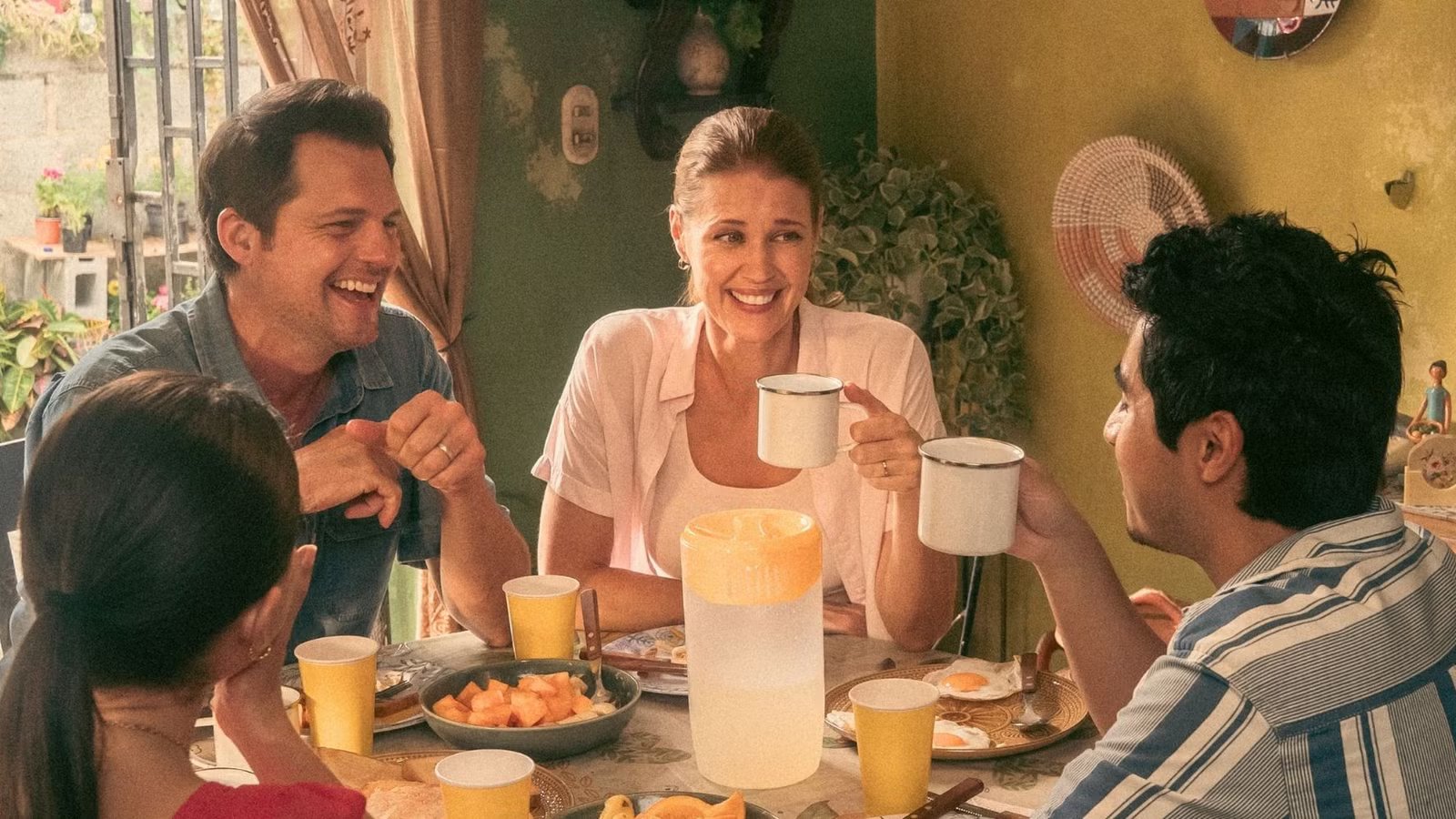 “Bintang Favorit ‘Chuck’ Bergabung dengan Alumni ‘Jurassic World’ dalam Kisah Nyata yang Wajib Ditonton [Eksklusif]”