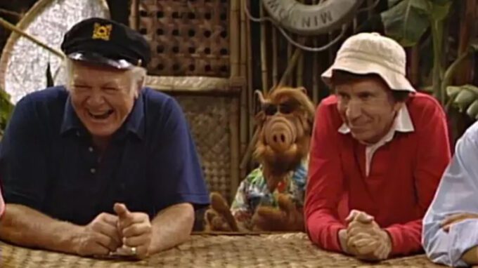 Alasan Sebenarnya ALF Membuat Episode Crossover dengan Gilligan's Island yang Patut Disimak!