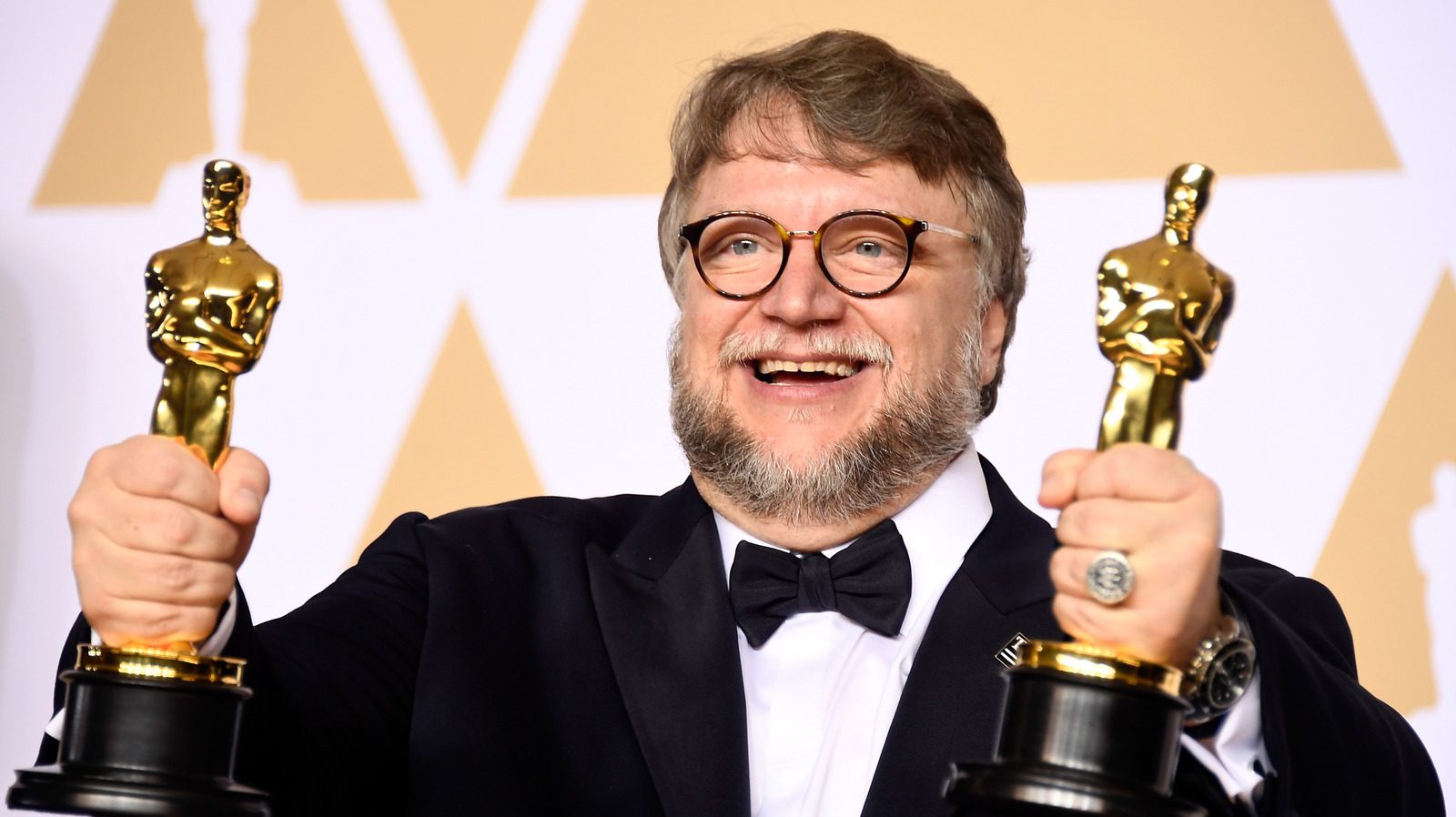 Serial Horor Komedi Apple TV Ini Mendapat Dukungan Resmi dari Guillermo Del Toro!