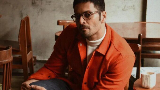 Ali Fazal Bicara Soal Kembalinya Guddu Pandit di ‘Mirzapur: The Movie,’ Keangkeran ‘Raakh,’ dan Menolak Terjebak dalam Peran yang Itu-Itu Saja