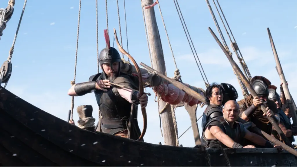 Matt Damon sebagai Odysseus dalam film THE ODYSSEY.