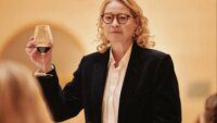 Trine Dyrholm Beraksi di Drama Menggugah 'The Guest' Garapan Mads Mengel!