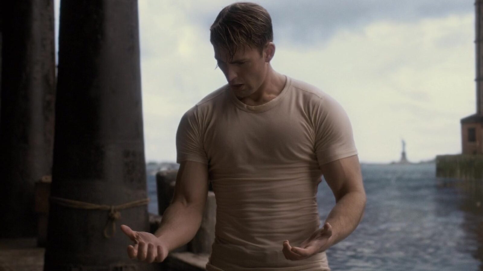 Captain America Kenakan Kostum Terburuknya Sepanjang Sejarah di Hari Kemerdekaan, Fans Tak Bisa Lepas Dari Satu Detail Ini!