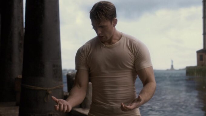 Captain America Kenakan Kostum Terburuknya Sepanjang Sejarah di Hari Kemerdekaan, Fans Tak Bisa Lepas Dari Satu Detail Ini!
