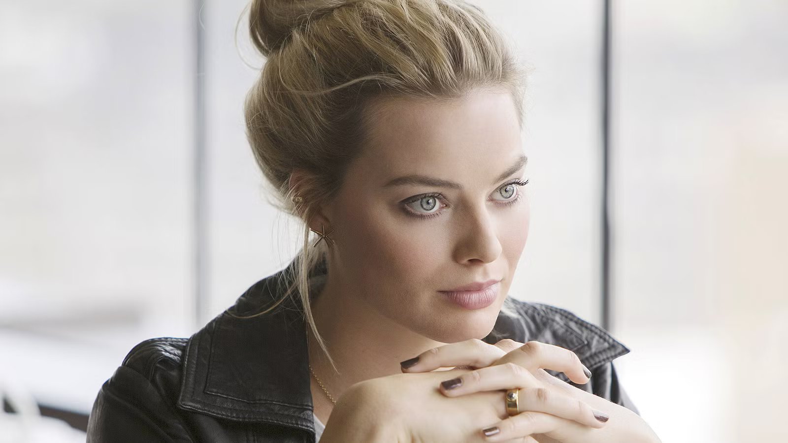 Setelah 11 Tahun, Thriller Kejahatan Keren Margot Robbie Kini Hadir di Paramount+!