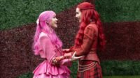 Apa Sih yang Tersembunyi di Kotak Pink?