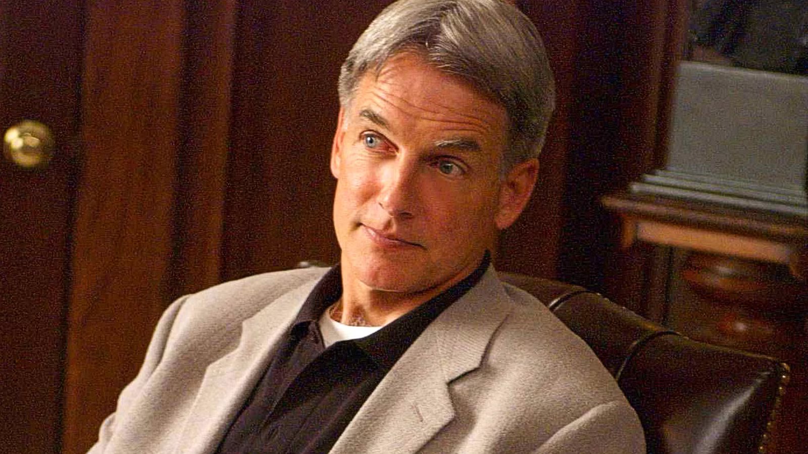 Pandangan Pertama yang Menggoda: Kembalinya Mark Harmon di NCIS untuk Acara Crossover Besar!