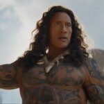Dwayne Johnson Tertawa Terbahak-Bahak Lihat Meme Wig 'Moana'-nya!
