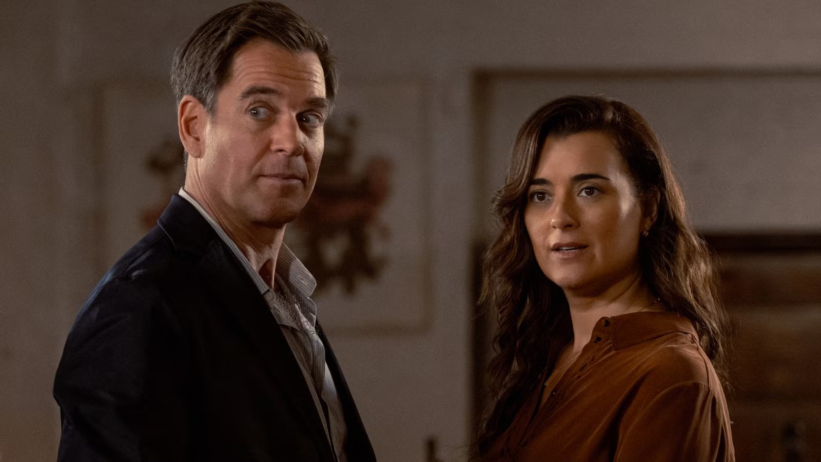Reuni Ikonik Tony & Ziva di NCIS Dikonfirmasi Pasca Kembalinya Michael Weatherly di Musim 24!