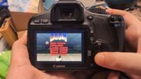 Lupakan Foto Pernikahan, Saya Main Doom di Kamera DSLR Seperti yang Diinginkan Tuhan!