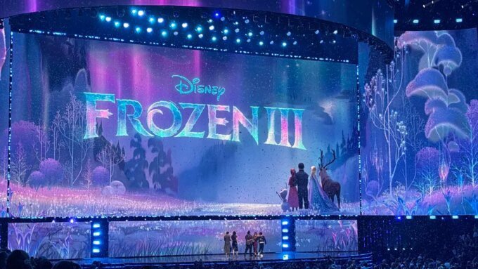 Anna dan Kristoff Resmi Menikah, Olaf Juga Temukan Cinta!