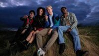 Review 'Skintown': Penuh Romansa dan Petualangan Seru dalam Dunia yang Berisikan Risiko!