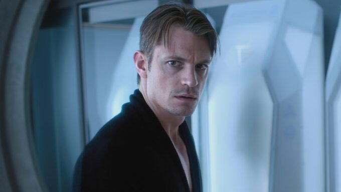 Setelah 12 Tahun, Joel Kinnaman Dapat Kesempatan Kedua untuk Sci-Fi yang Pernah Terlupakan di Streaming!