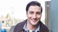 Mengungkap Alasan Mengapa Daniel Lissing Mundur dari When Calls The Heart!