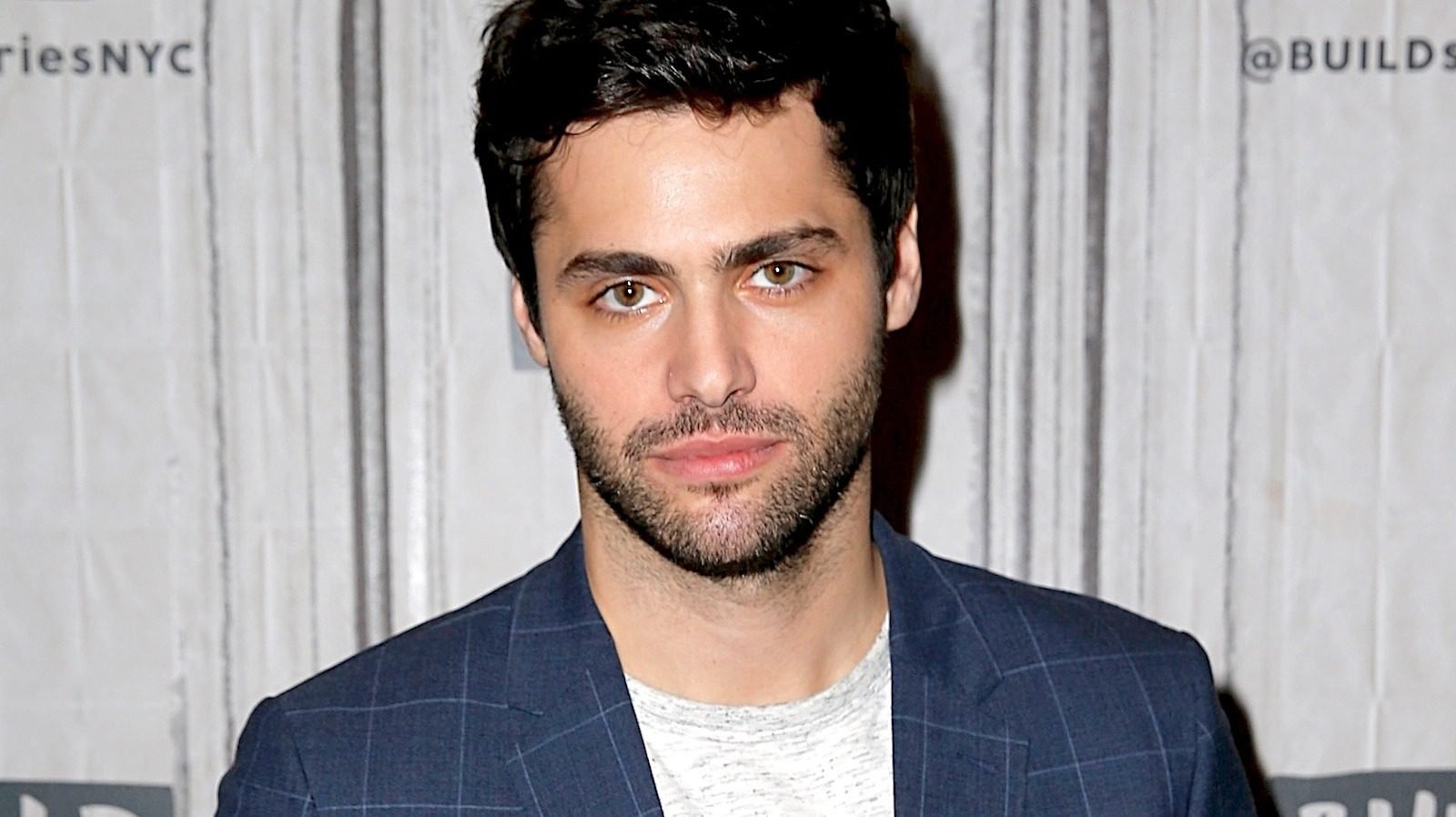Chicago Fire Rekrut Matthew Daddario dari Shadowhunters untuk Musim 15, Siap Buat Drama Semakin Seru!