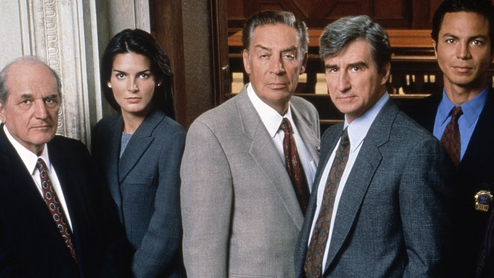 Bintang Legendaris Law & Order Jadi Presiden di Thriller Kriminal Baru NBC!