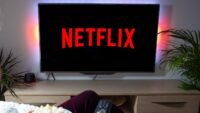 'Jaws' Palsu yang Dilupakan Resmi Masuk Daftar Terpopuler Netflix Setelah 10 Tahun!