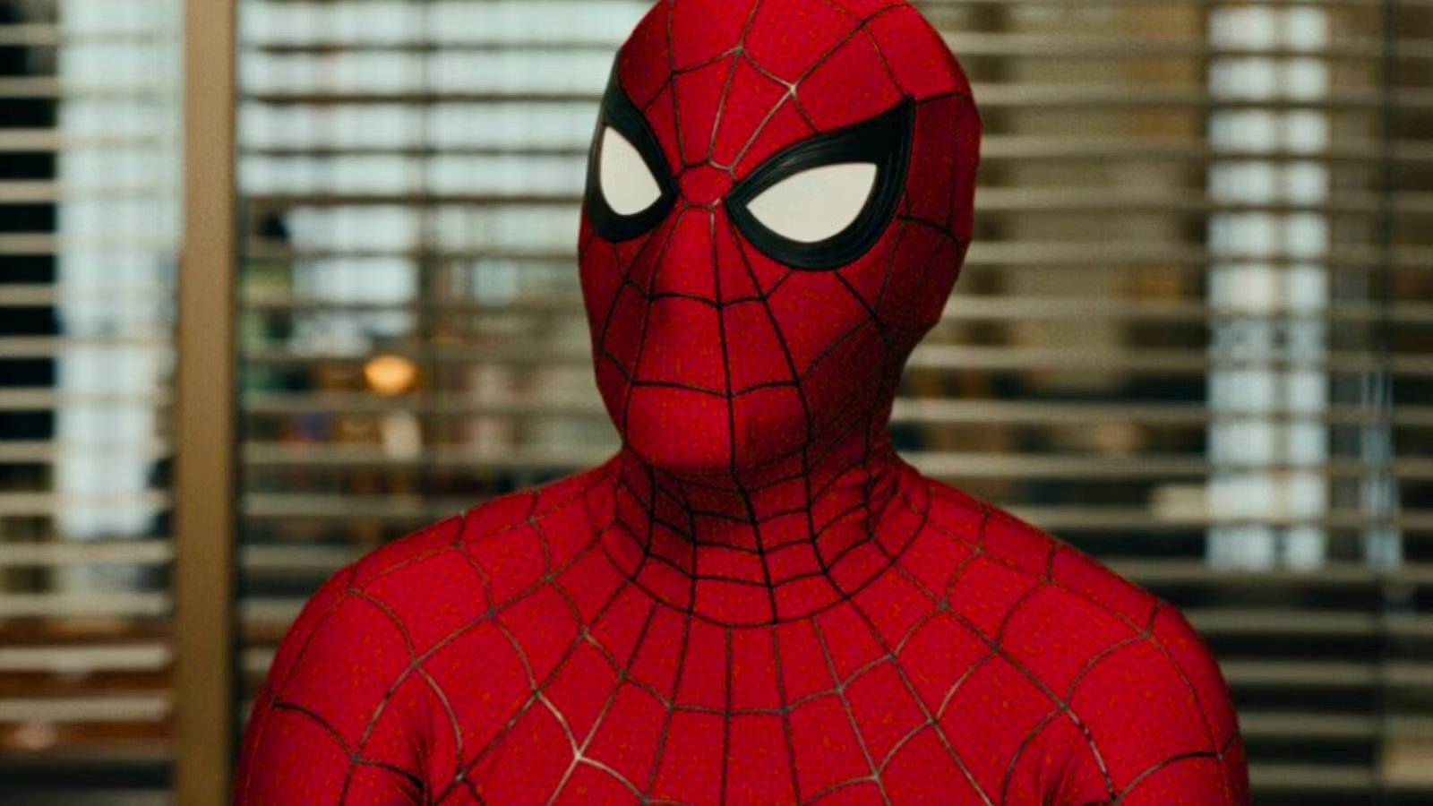 Terungkap! Alasan Keren Kenapa Spider-Man Absen di Avengers Terbaru