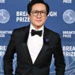 Ke Huy Quan Terima Cek Residual Pertama $100,000 dari 'Indiana Jones', Sebuah Momen yang Mengubah Hidup!