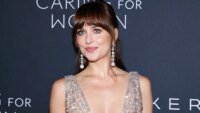 Dakota Johnson Terlibat dalam Video Musik 'Patient Zero' Milik Taylor Swift: Apa Kata Dia?