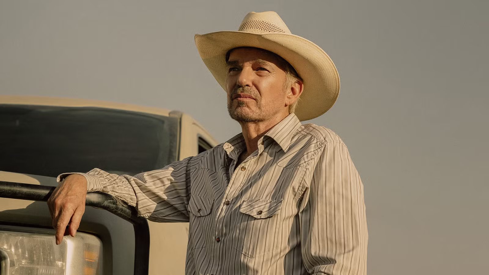 Kembalinya Musim 3 Landman Karya Taylor Sheridan Terungkap Dalam Gambar Set Baru!